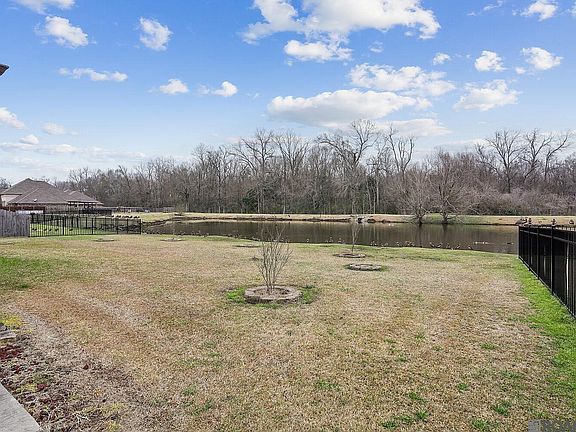 2nd image of 4110 Union Dr