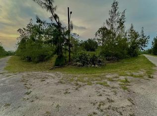 300 Spokane Ave #90, Lehigh Acres, FL 33972