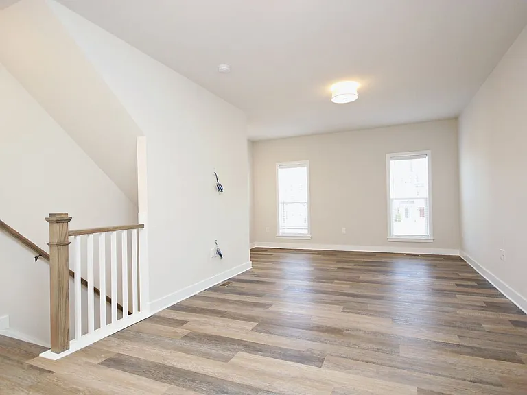 449 Fennel Rd — Photo 3