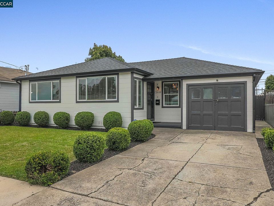 1st image of 2818 Greenwood Dr