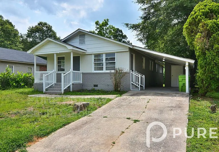 2628 Windy Dr — Photo 3
