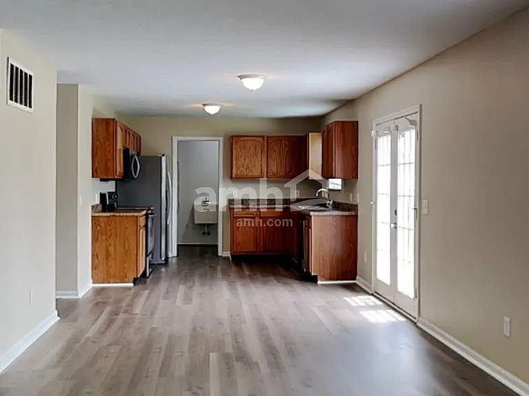 10825 Spring Green Dr — Photo 3