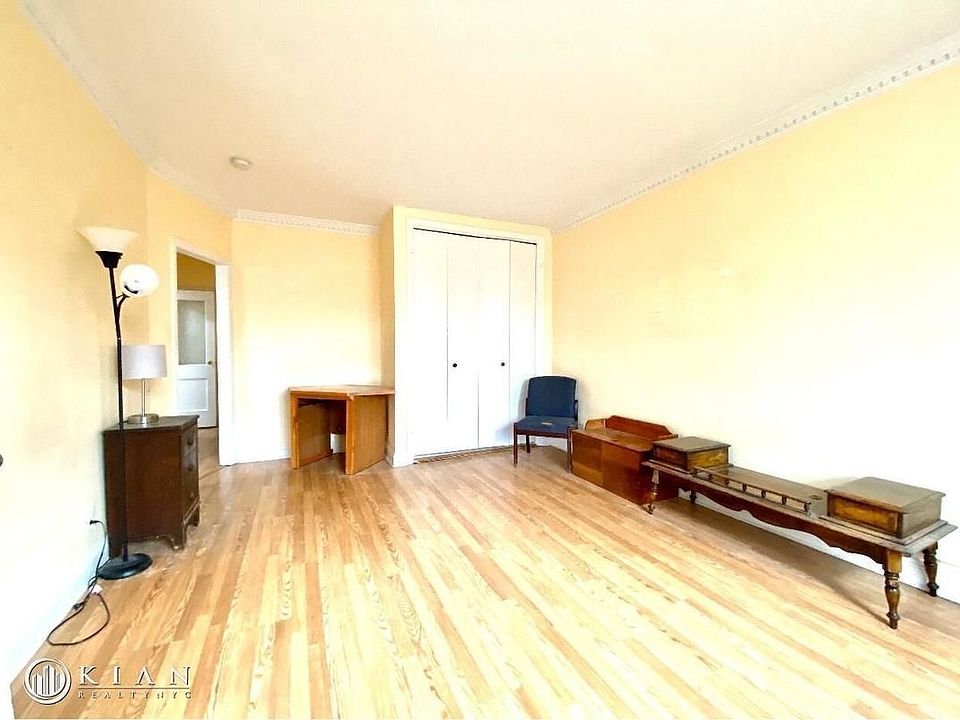 1st image of 5101 Van Loon St #2