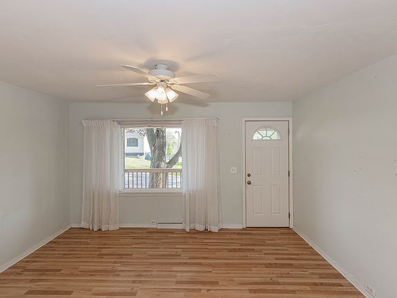 5th image of 1124 Walnut St