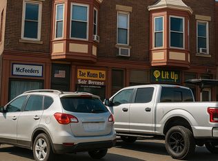116 1/2 S Broadway St #B, New Philadelphia, OH 44663