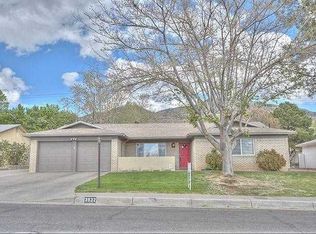 3532 Yosemite Dr NE, Albuquerque, NM 87111