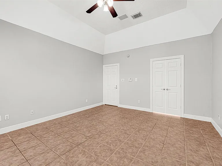 8619 Arranmore Ln — Photo 15