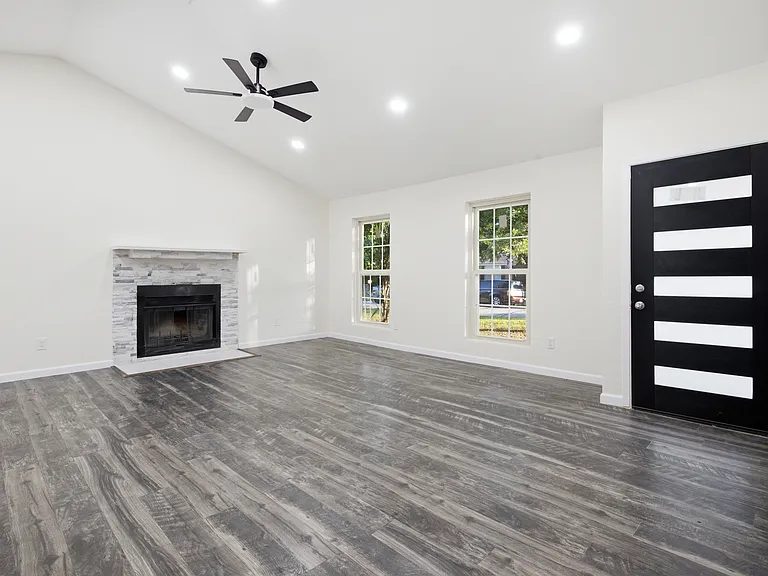 3728 Flintwood Trl — Photo 4