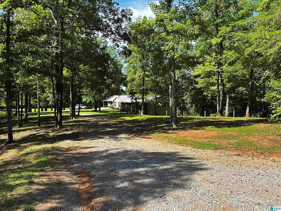 1st image of 180 Persimmon Ln