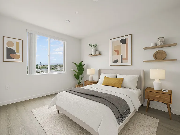 The Peake Apartments — Photo 4