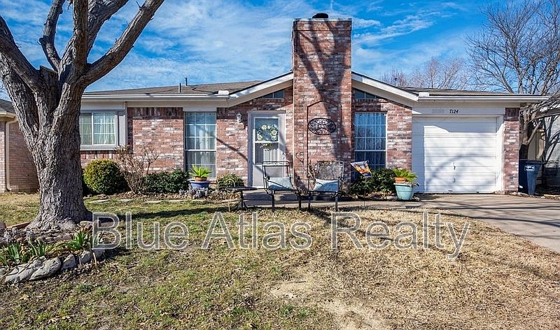 1st image of 7124 Wagonwheel Rd