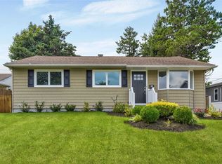 775 Anderson Ave, Franklin Square, NY 11010