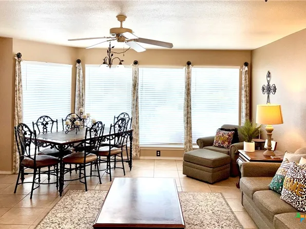730 E Mather St #D301, New Braunfels, TX 78130