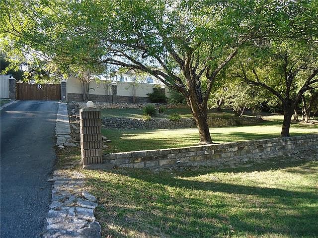 1st image of 110 N Cuernavaca Dr