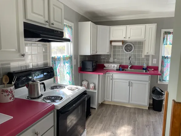 208 Myrtle St Unit A, Staunton, VA 24401