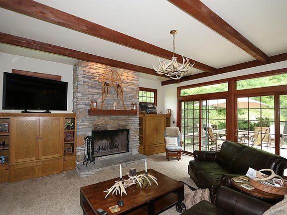 5th image of 2409 Manistique Lakes Dr