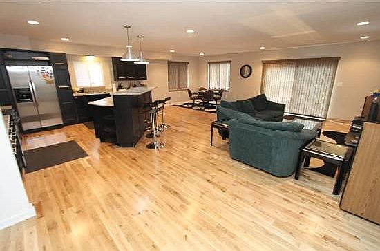 1st image of 1017 Vinsetta Blvd