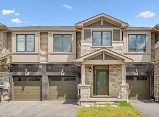 100 Hollywood Ct #57, Cambridge, ON N1R 0C5