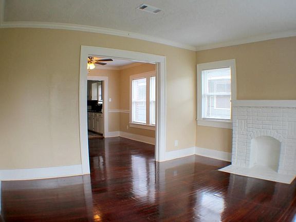 5th image of 8425 Glenview Dr