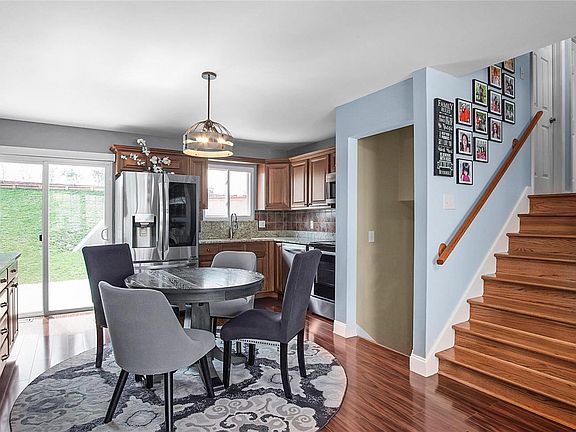 5th image of 2734 Creekwood Manor Ln