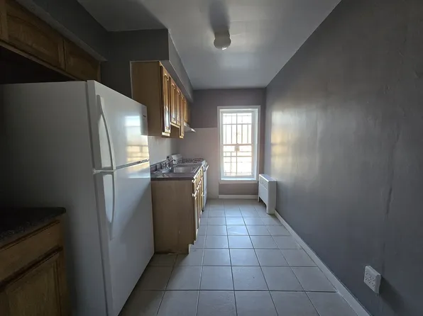 67 Lincoln Ave, Newark, NJ