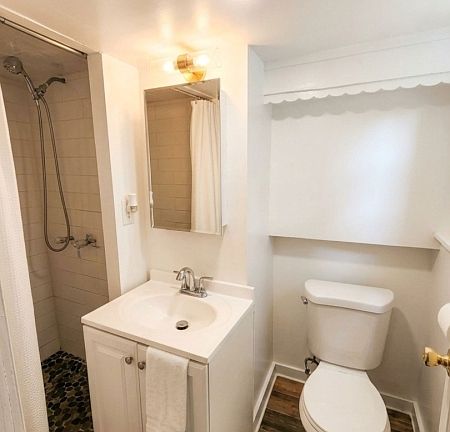5th image of 19 Cloverhill Pl