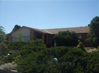 566 Western Hills Dr SE, Rio Rancho, NM 87124