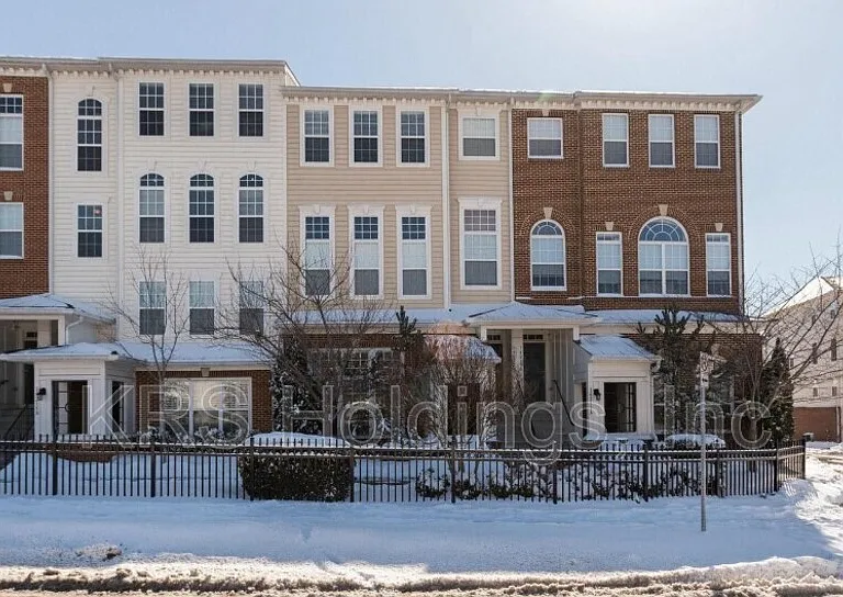 14217 Saint Germain Dr #19 — Photo 2
