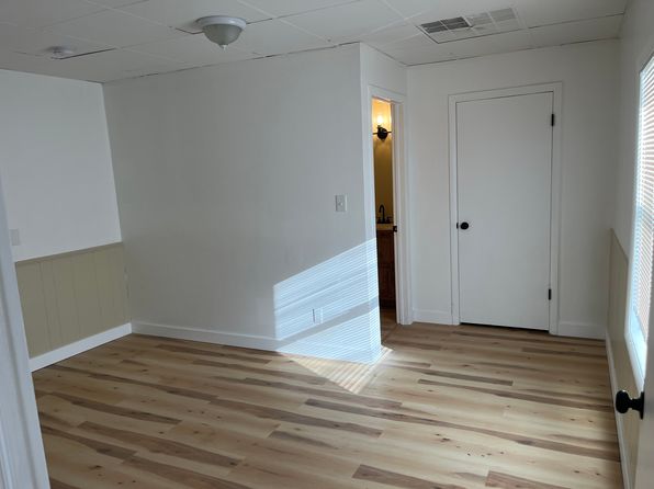 28 S Main St #1