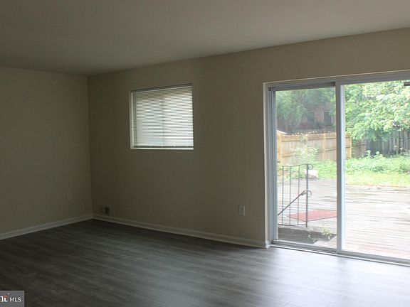 4th image of 6428 Gildar St
