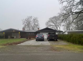 200 Oak Ln, Lebanon, OR