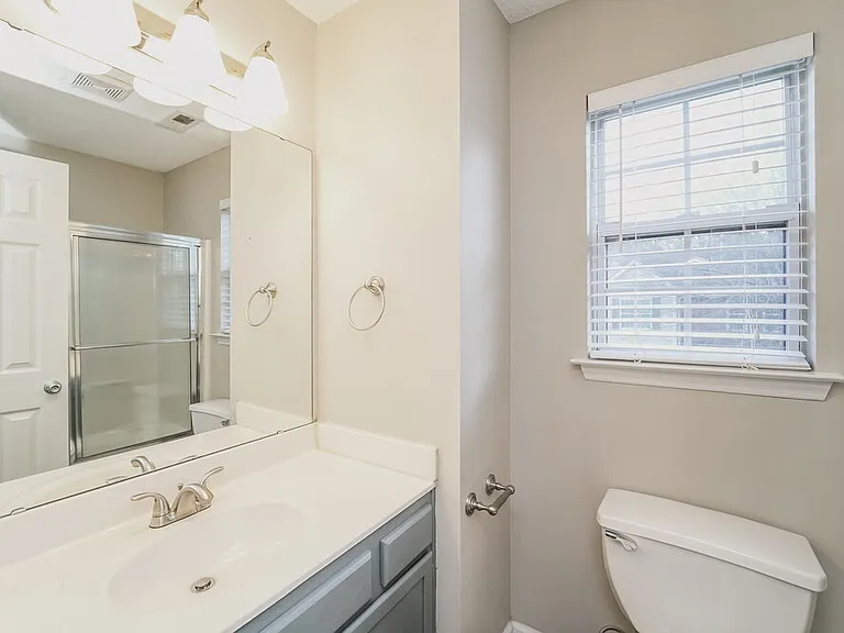 5906 Prestwick Ln — Photo 16