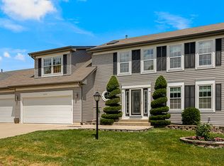 1670 Foltz Dr, Hoffman Estates, IL 60169