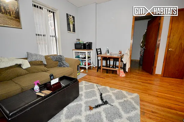 Rented by Citi Habitats | media 18