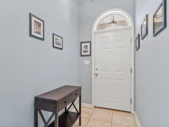 4th image of 8412 Ivy Brook Ln