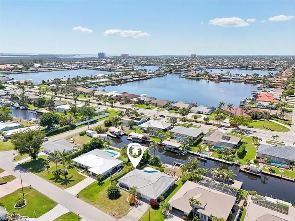 5208 SW 3rd AVE, CAPE CORAL, FL 33914