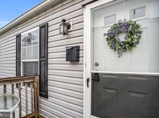 24 Arrow Rd, Harrisburg, PA 17109