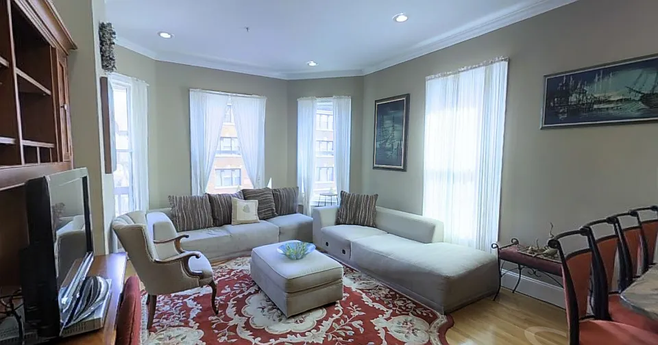 72 Georgia St #1