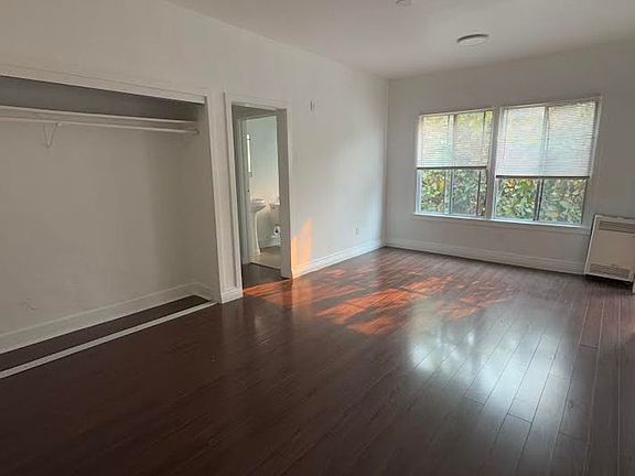 2nd image of 724 N Gramercy Pl APT 202