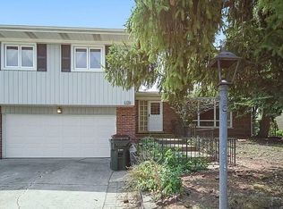 6420 Cedar Rd, Oak Forest, IL 60452