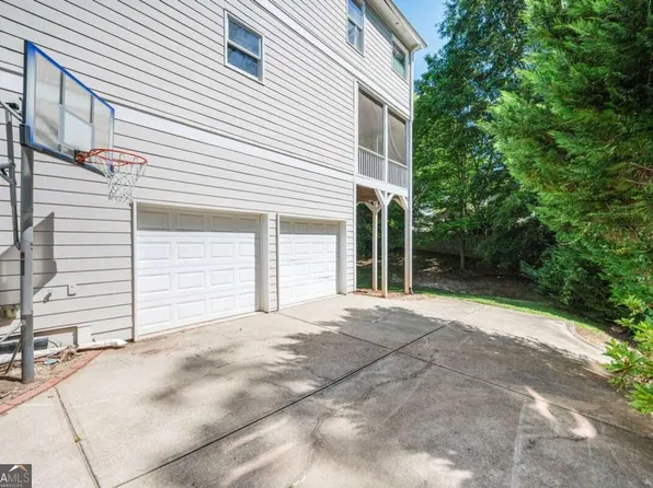 2199 Collins Dr NW, Atlanta, GA 30318