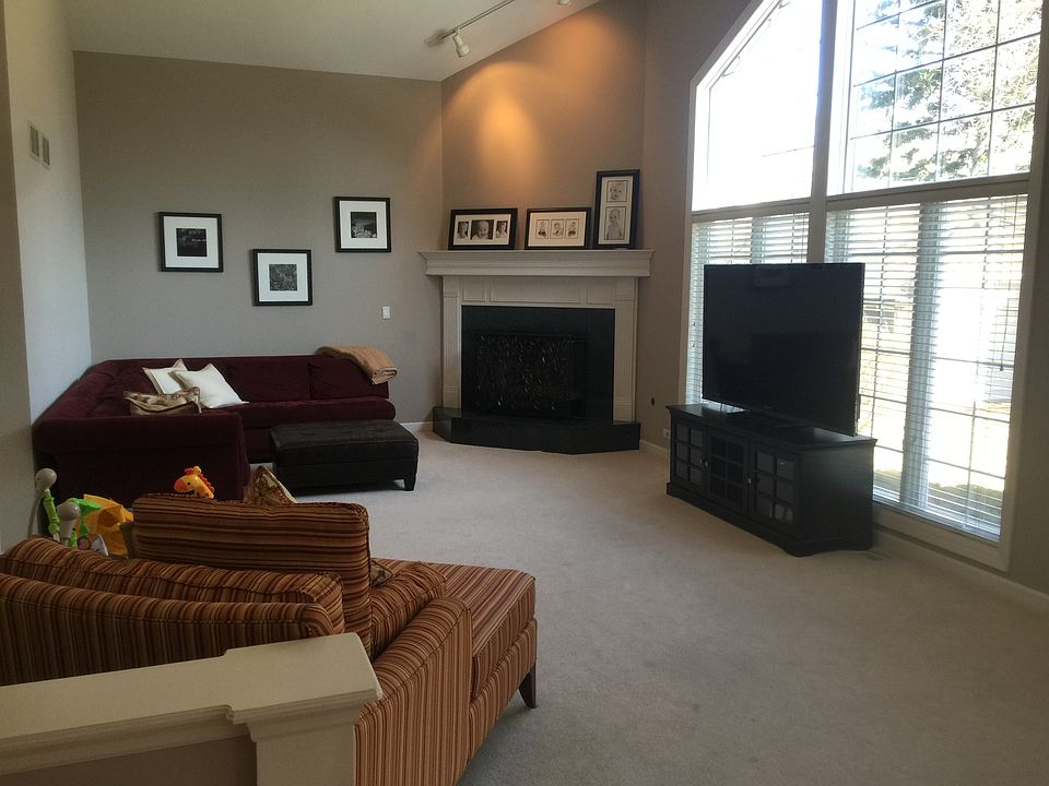 2nd image of 3931 Ellington Ave