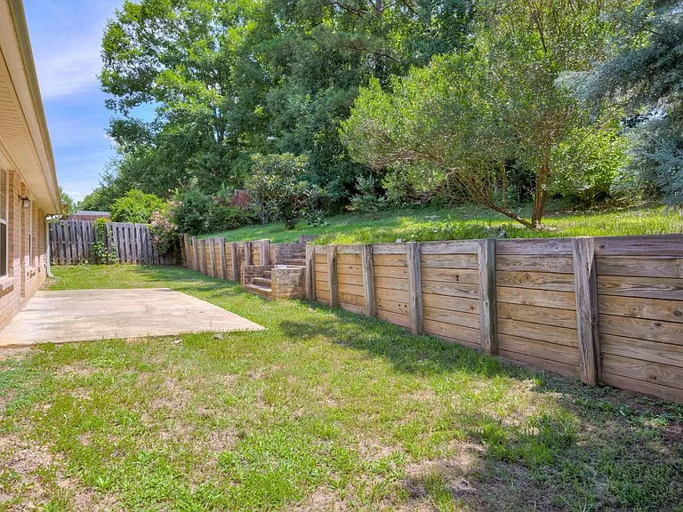 4557 Country Glen Cir — Photo 4