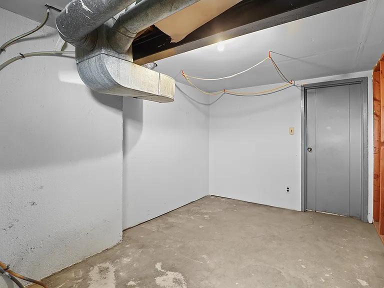 8577 Kennedy Cir #M7 — Photo 25