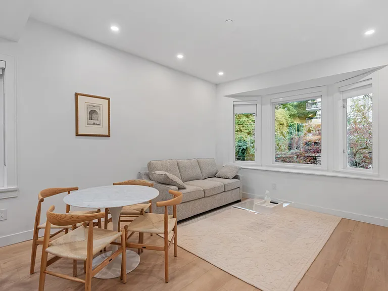 957 Nicola St #203 — Photo 21