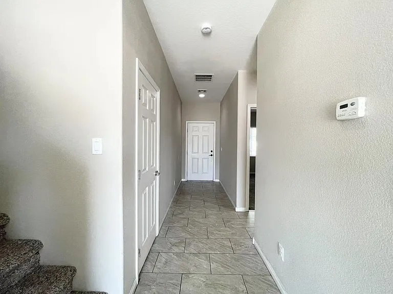 6415 Pochman Mesa St — Photo 15