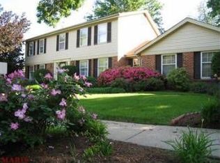 14230 Kinderhook Dr, Chesterfield, MO