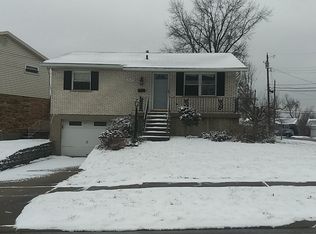 525 Ivory Ct, Cincinnati, OH 45238