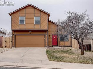 7165 Alpenwood Way, Colorado Springs, CO 80918
