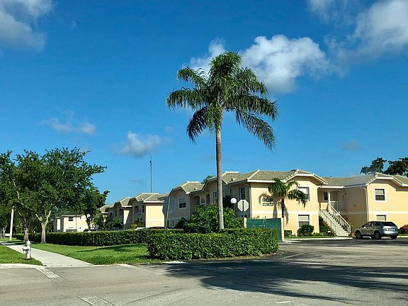 2nd image of 12097 Royal Palm Blvd